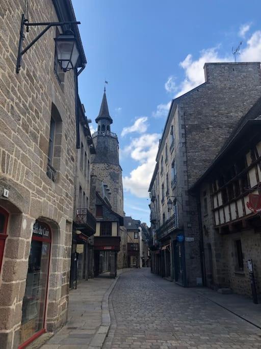 Appartement En Plein Coeur Historique De Dinan Exterior foto